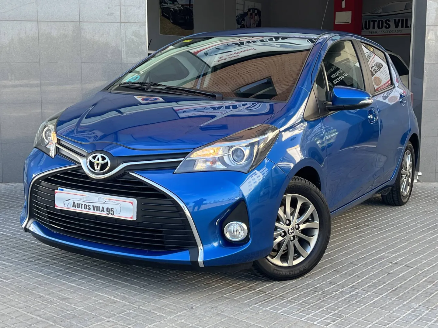 TOYOTA YARIS 1.3 100CV 83.000KM 2015