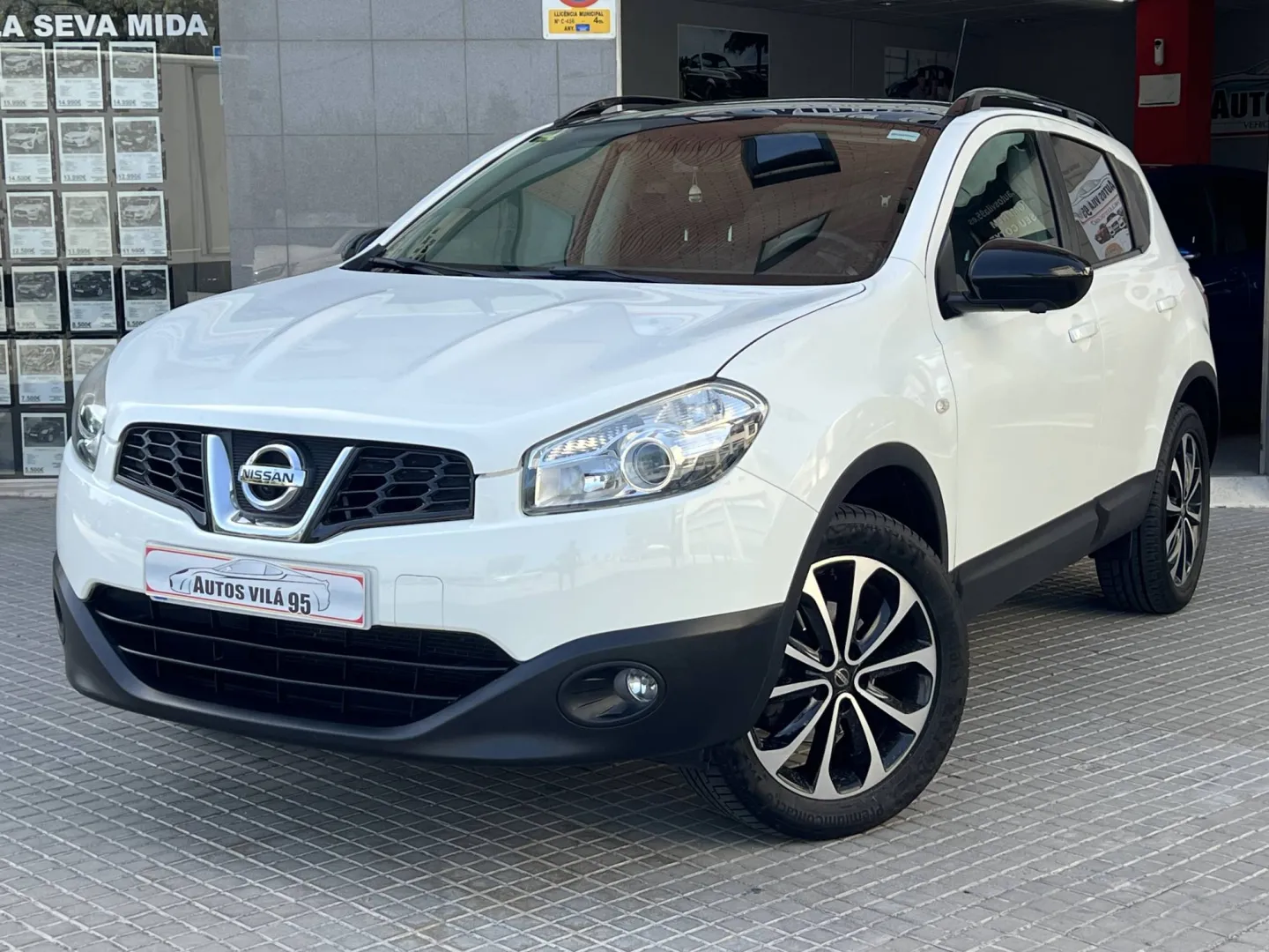 NISSAN QASHQAI TEKNA 1.6 117CV 108.000KM 2013